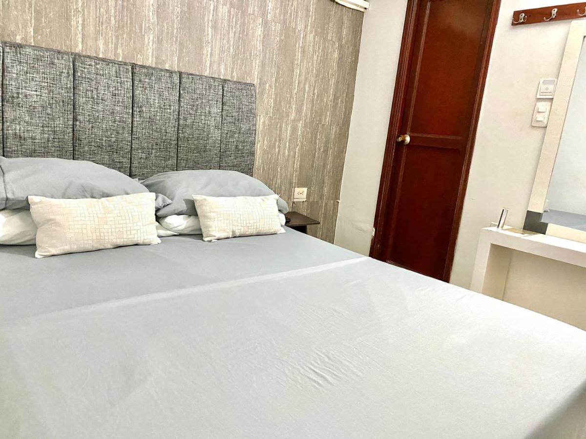 Hotel Bahia Suite Санта-Марта Экстерьер фото