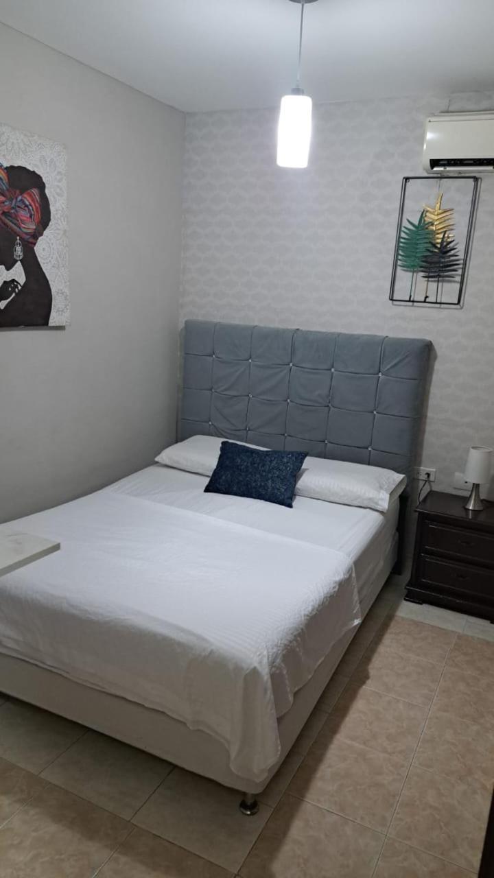 Hotel Bahia Suite Санта-Марта Экстерьер фото